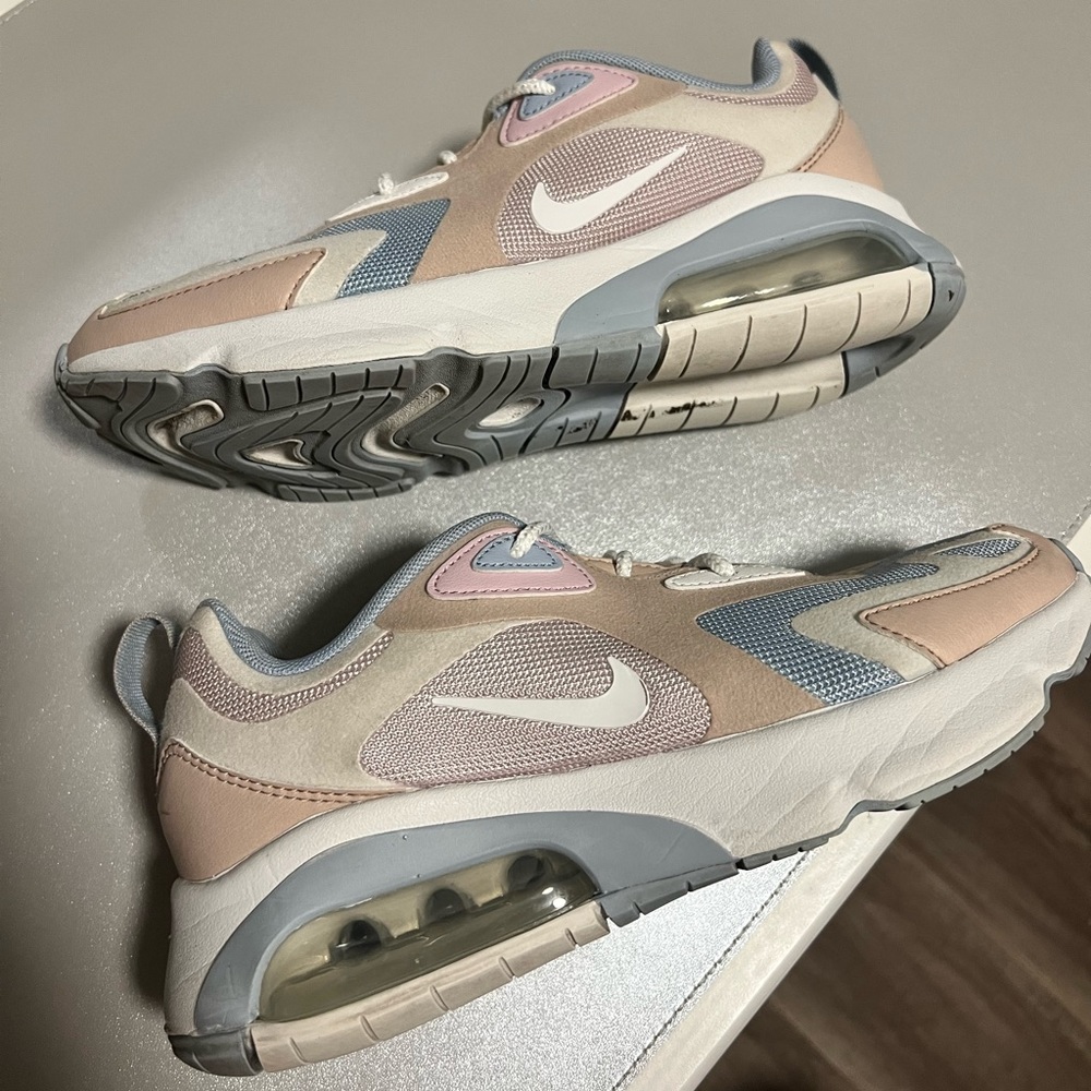 Women’s Nike Air Max 200 ‘Barely Rose’